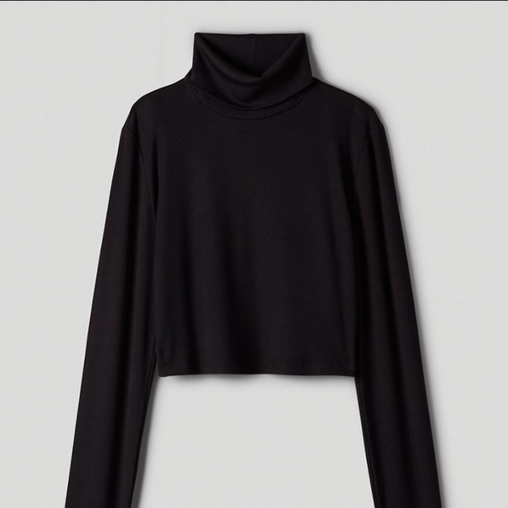 Sunday Best Freshmen Cropped Turtleneck